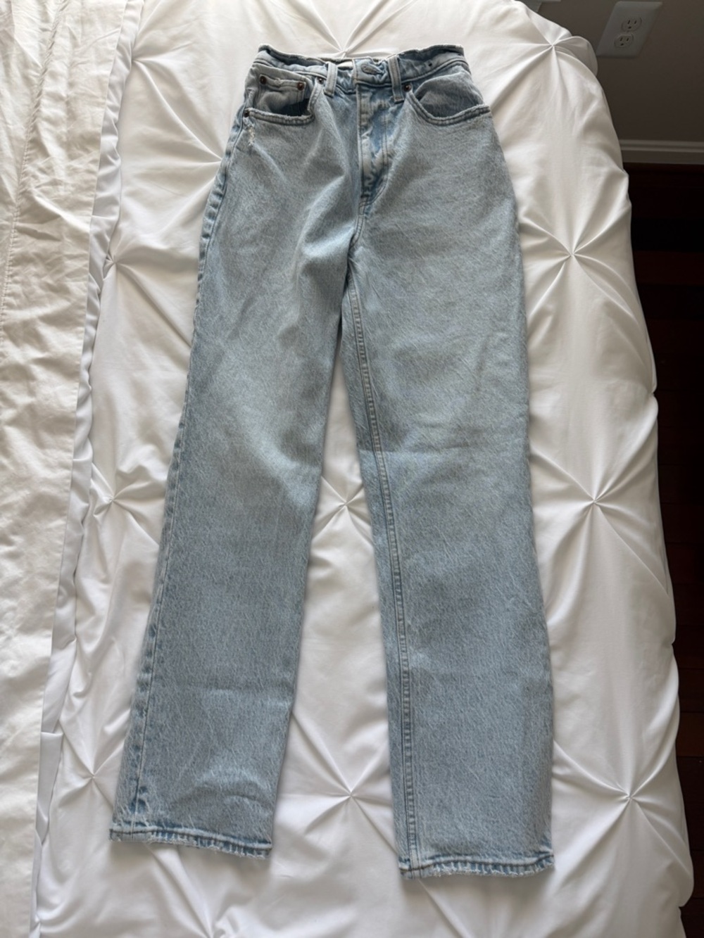 Light Wash High-Rise Women’s Jeans Abercrombie & Fitch 90s straight